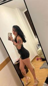 606792233: Chica busca chico en Madrid