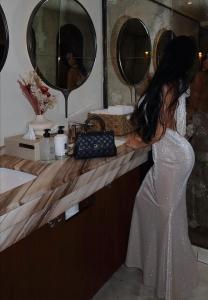 693023163: Chica busca chico en Málaga