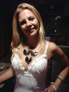 615076198: Chica busca chico en Barcelona