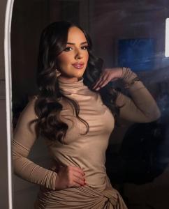 614844871: Chica busca chico en Granada