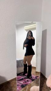 624437839: Chica busca chico en Barcelona