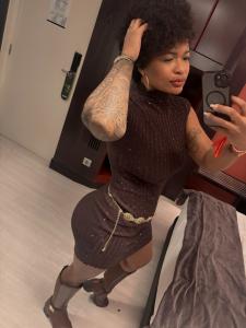 663174234: Chica busca chico en Tarragona