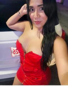 689855644: Chica busca chico en Barcelona