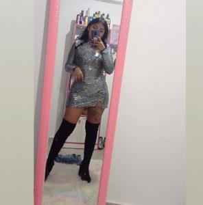 652986760: Chica busca chico en Barcelona