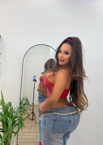 617075177: Transexual en Barcelona