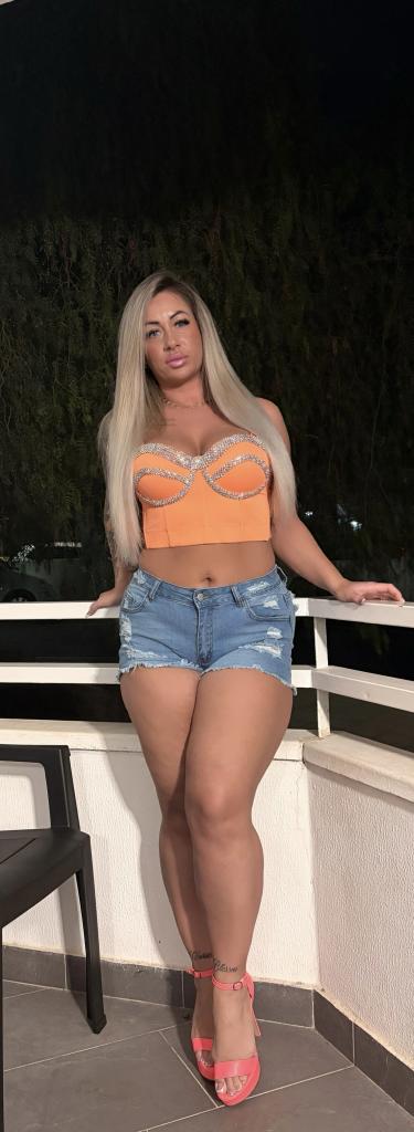 Chica busca chico en Tenerife: Chica busca chico