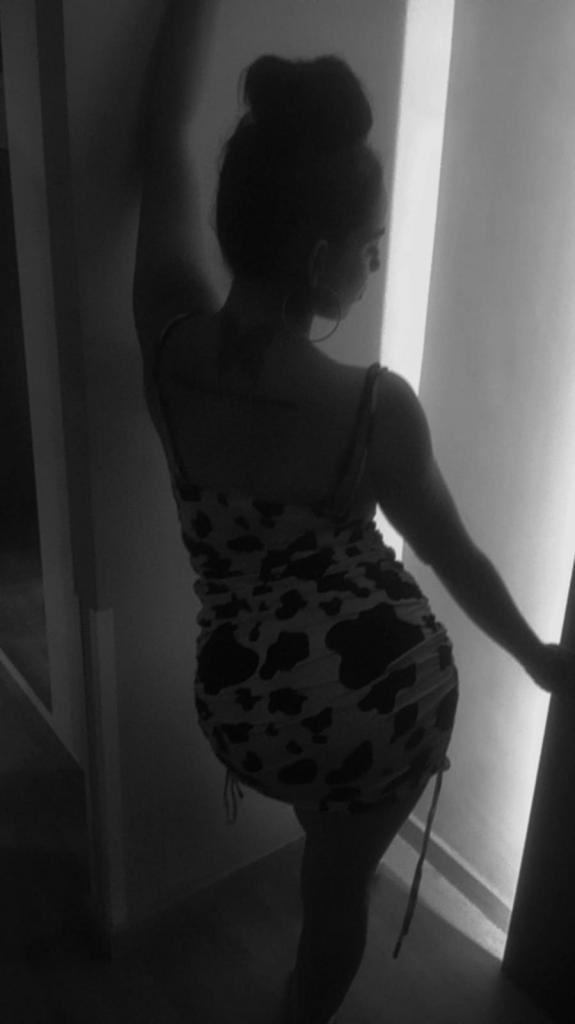 Chica busca chico en Cádiz: 