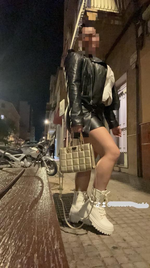 Chica busca chico en Huesca: 