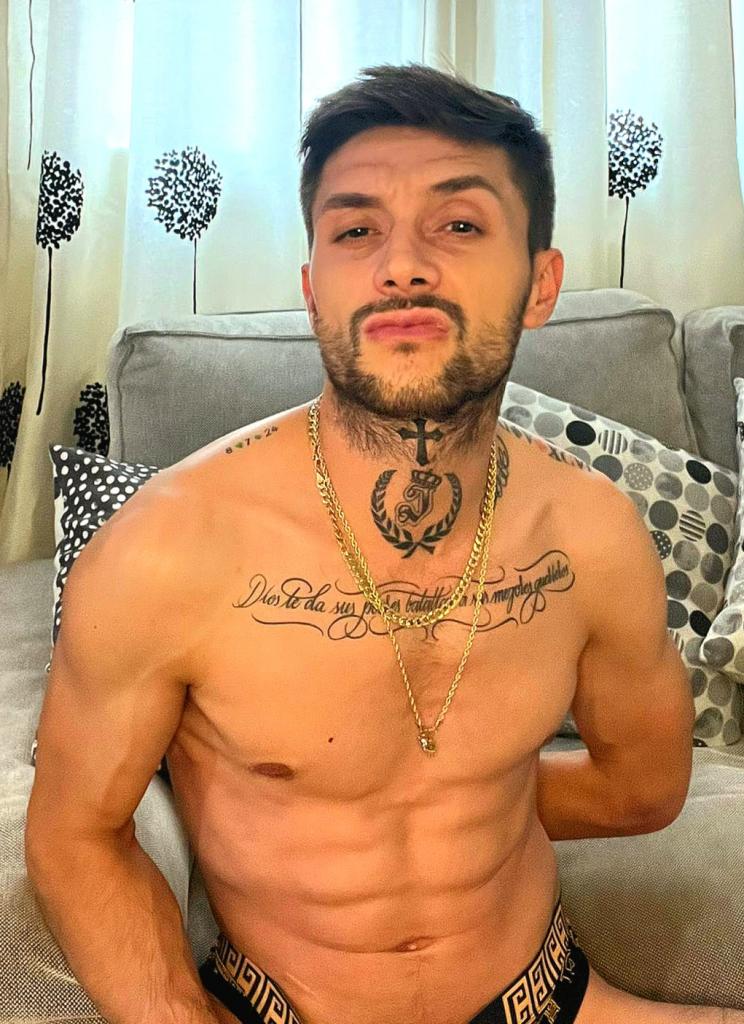 Chico busca chica en Mallorca: 