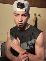 663147487: Chico busca chica en Madrid