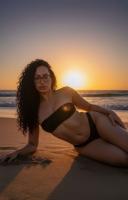 613677079: Chica busca chico en Orense