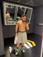 692692319: Chico busca chica en Barcelona