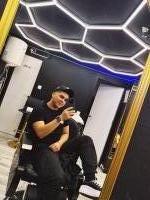 642227329: Chico busca chica en Pontevedra