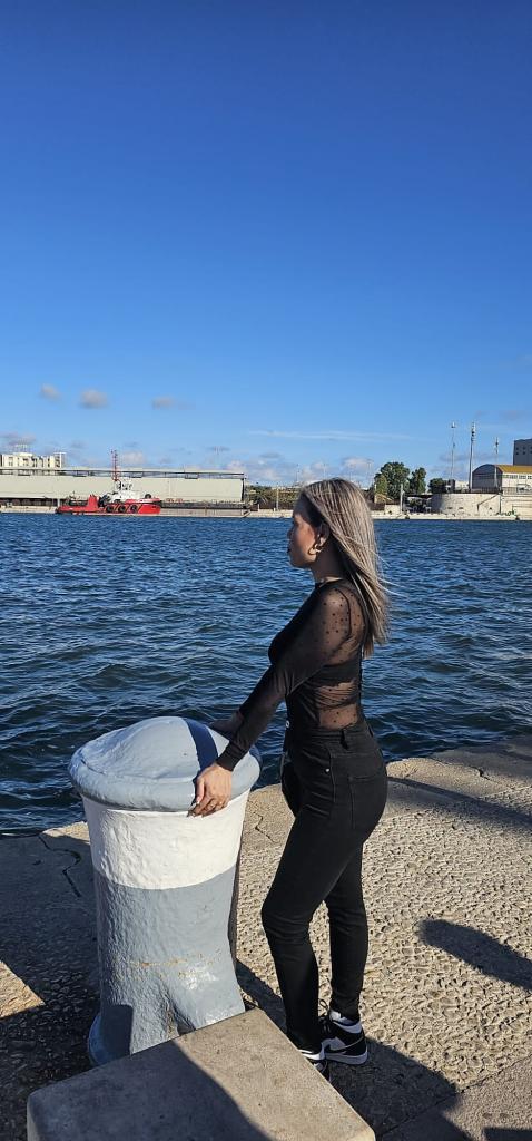 Chica busca chico en Jaén: 