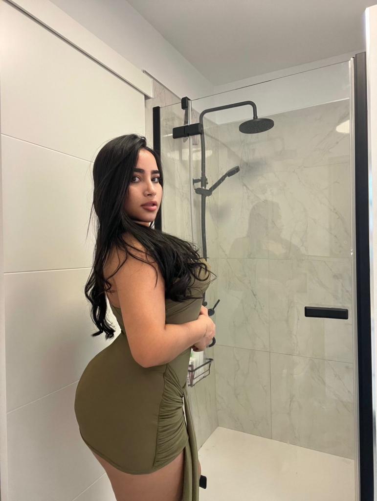 Chica busca chico en Tenerife: Chica busca chico