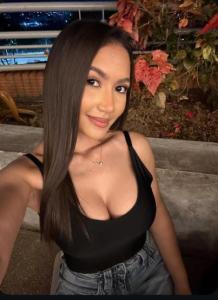 672957835: Chica busca chico en La Coruña