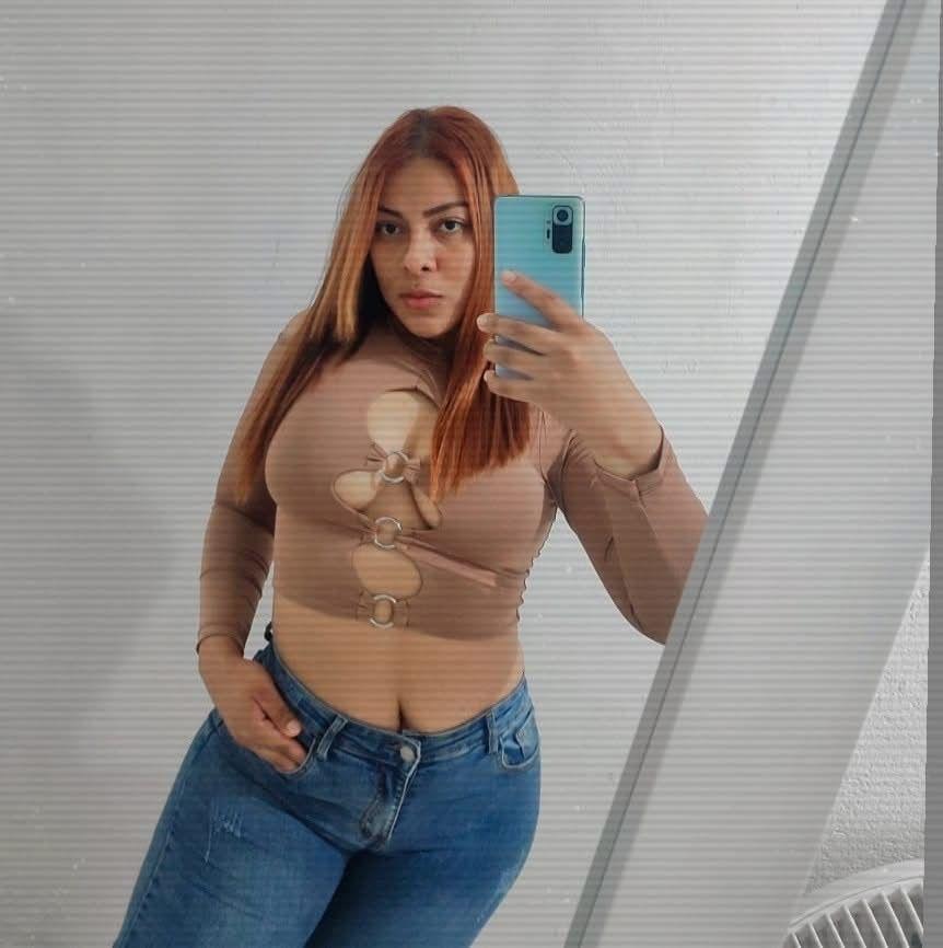 Chica busca chico en Granada: 