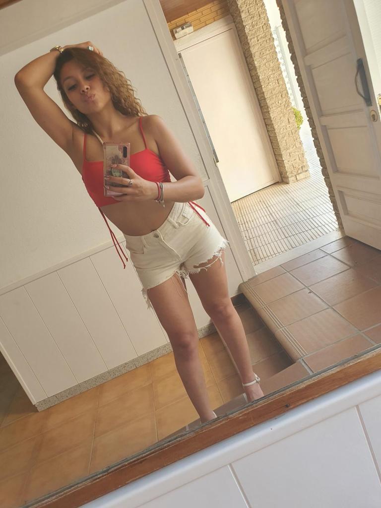 Chica busca chico en Zaragoza: Chica busca chico