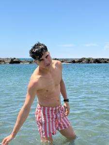 631702017: Chico busca chica en Alicante