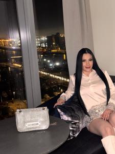 652233087: Chica busca chico en Barcelona