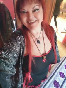 Chica busca chico en Cádiz: 