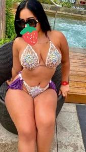 Chica busca chico en Huelva: 