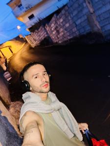 Chico busca chica en Tenerife: 