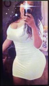 647949716: Chica busca chico en Barcelona