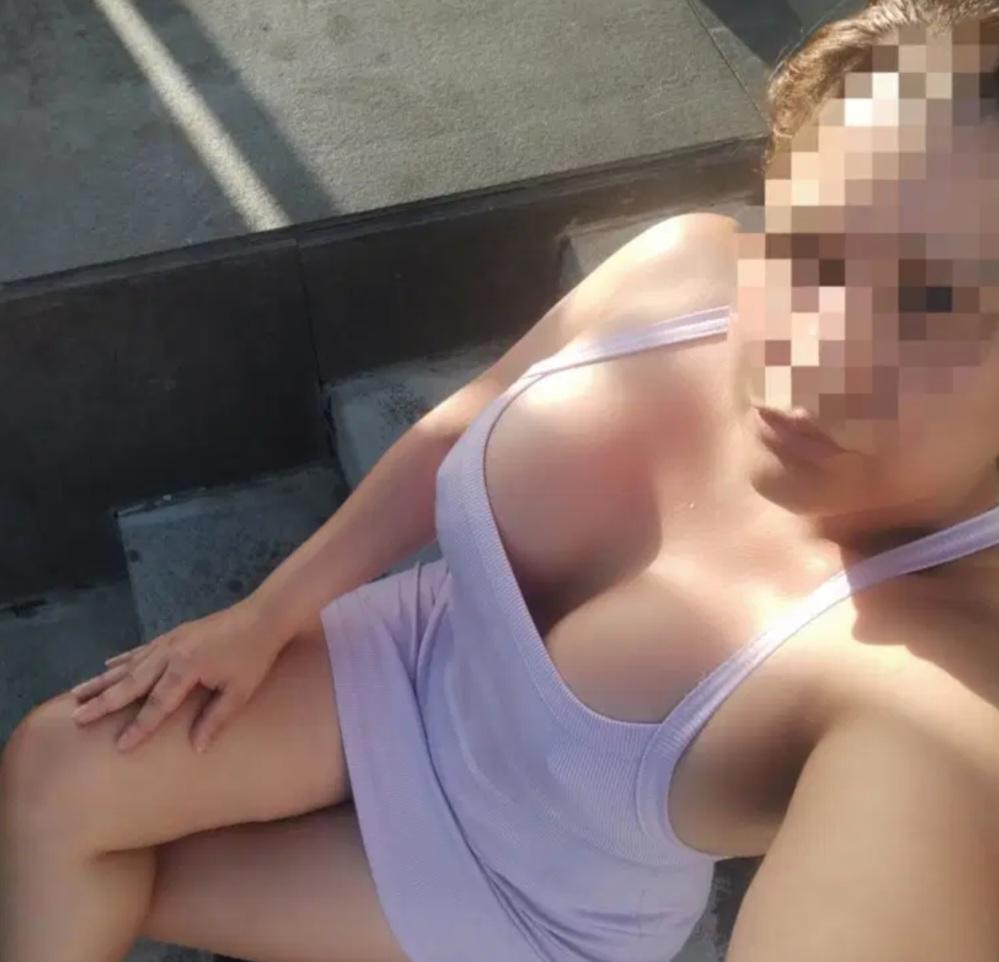 641737928: Chica busca chico en Burgos