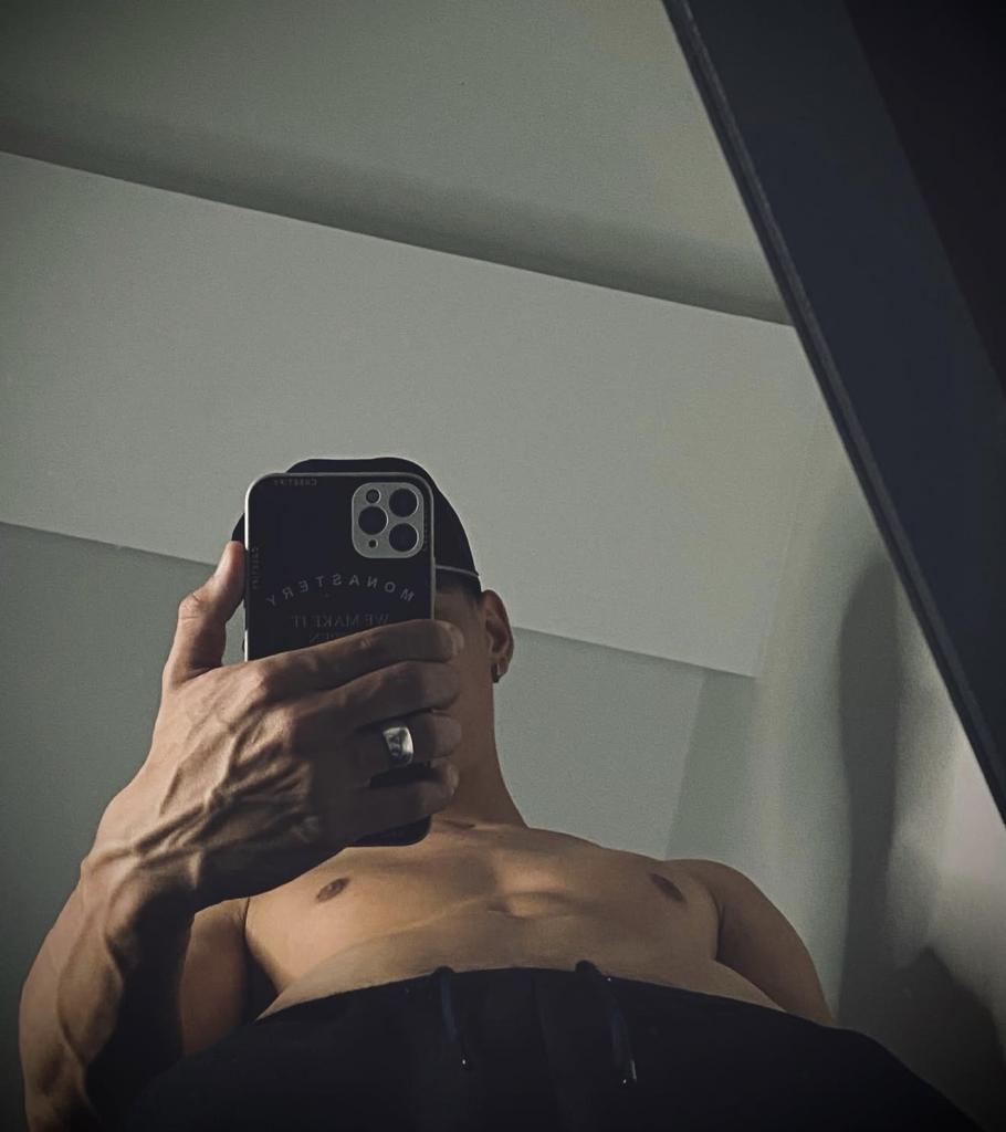 Chico busca chica en Valencia: 