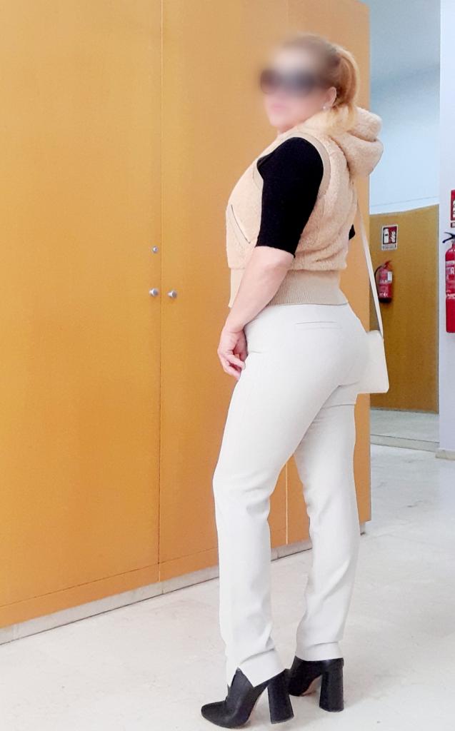 674801210: Chica busca chico en Almería