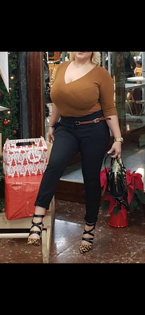 Chica busca chico en Tenerife: 