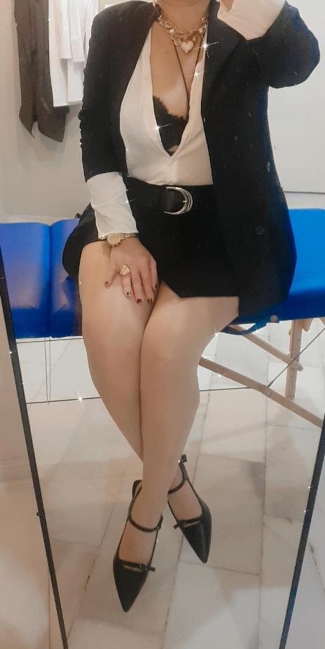 617749400: Chica busca chico en Cádiz