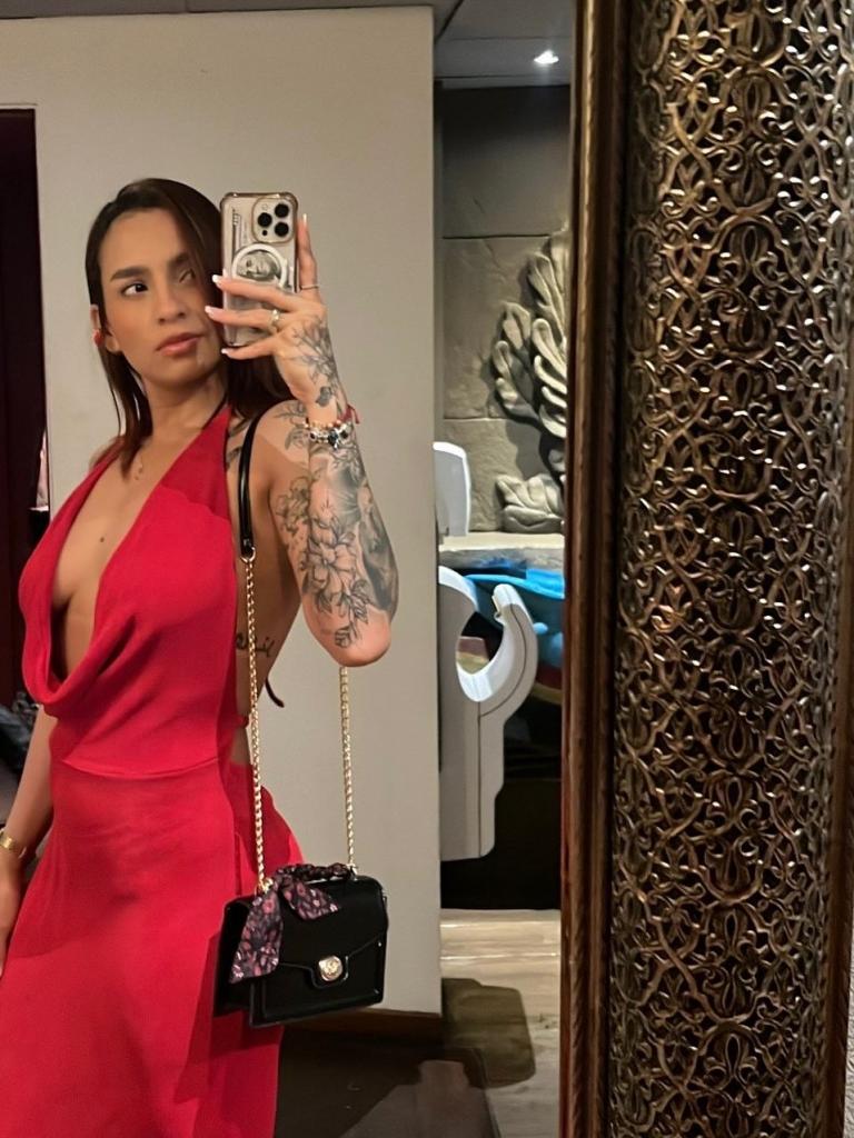 603282446: Chica busca chico en Barcelona