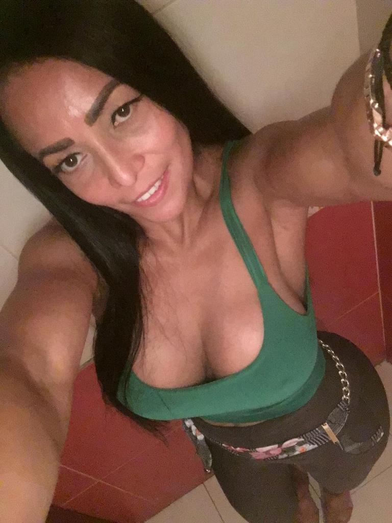 Chica busca chico en Asturias: 