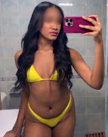 742012037: Chica busca chico en Barcelona