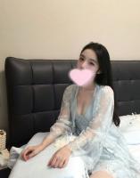 697964418: Chica busca chico en Madrid