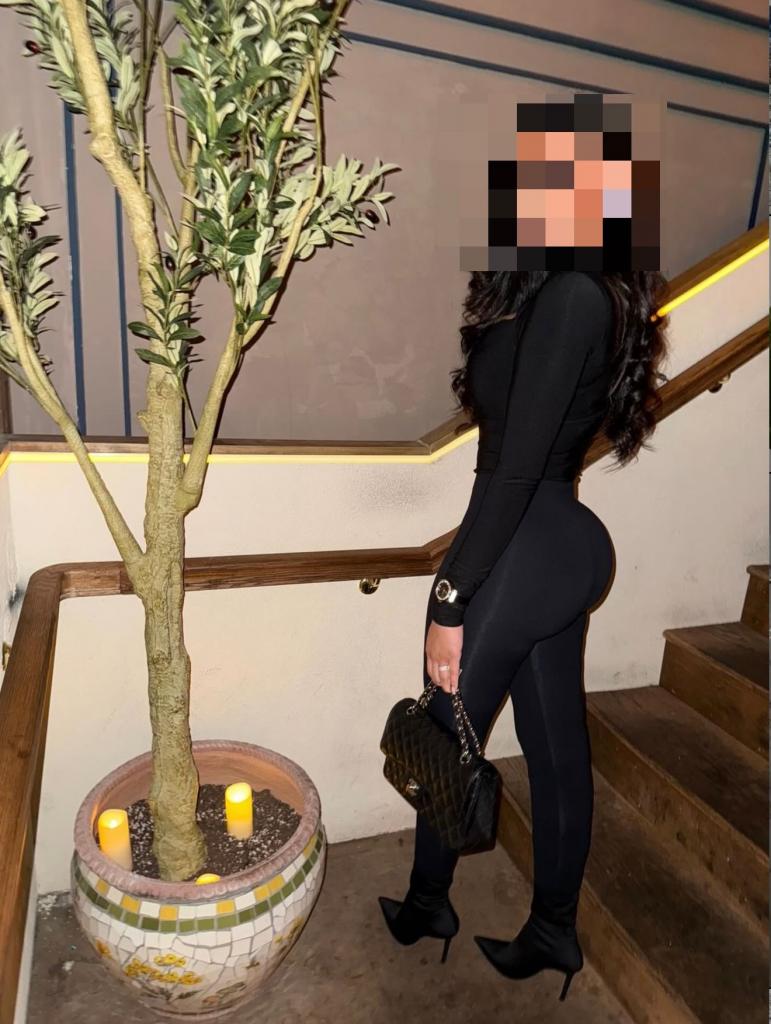 614882197: Chica busca chico en Albacete