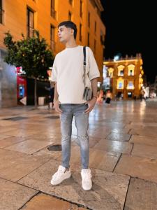 Chico busca chica en Madrid: 