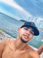 613980808: Chico busca chica en Málaga