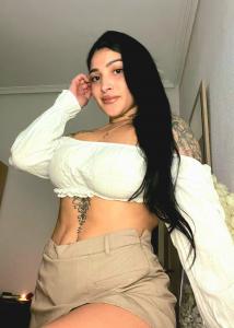 613705468: Chica busca chico en Cádiz