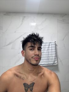 Chico busca chica en Sevilla: 