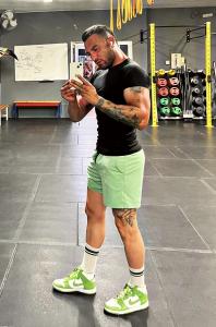 Chico busca chica en Navarra: 