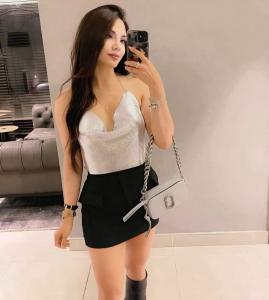 624432047: Chica busca chico en La Coruña