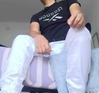 678786043: Chico busca chica en Alicante