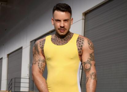 Chico busca chica en Málaga: 