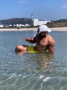 698133722: Chico busca chica en La Coruña