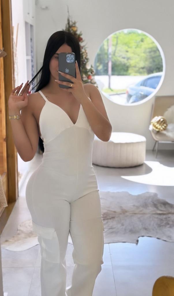 Chica busca chico en Granada: 