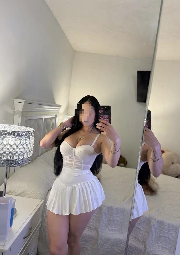 Chica busca chico en Cádiz: 