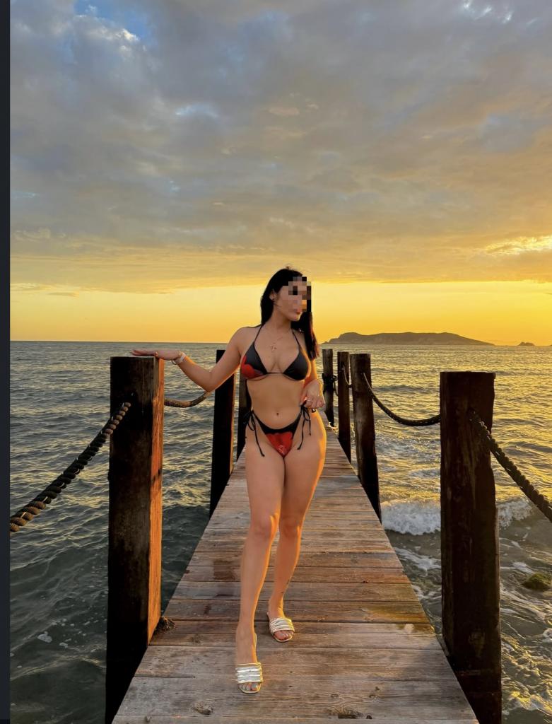 Chica busca chico en Cádiz: 